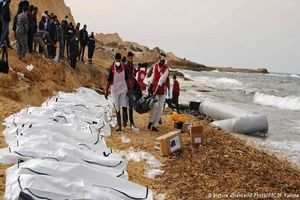  مرگ دردناک 8 مهاجر در سواحل اسپانیا