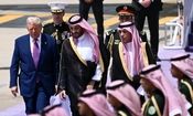 اعراب خلیج فارس جای اروپا را در تلاش های مذاکراتی آمریکا با ایران گرفته اند/ بن سلمان نفوذ بیشتری بر ترامپ دارد؛ پس حمایت او از توافق ترامپ با تهران خیلی مهم است