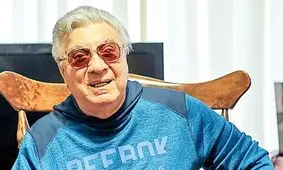 تصویری دیده نشده از حضور گلپا در مراسم تشییع فردین