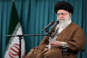 سیانان: رهبر عالی ایران پیام قاطعانهای به ترامپ داد