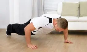 یک برنامه تمرینی ۱۰ دقیقه ای فوق العاده در منزل