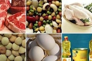 مواد غذایی مفید برای افراد بالای ۵۰ سال