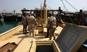 توقیف شناور‌های حامل سوخت قاچاق در سواحل مکران