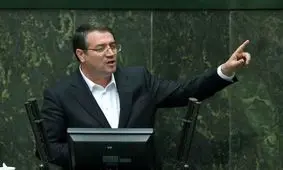 حاجی دلیگانی: اگر توضیح وزیر صنعت درباره قیمت خودرو قانع کننده نباشد، استیضاح می‌شود