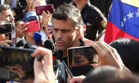 یکی از رهبران مخالف دولت ونزوئلا به سفارت اسپانیا در کاراکاس پناه برد / اسپانیا: او را به مادورو تحویل نمی‌دهیم