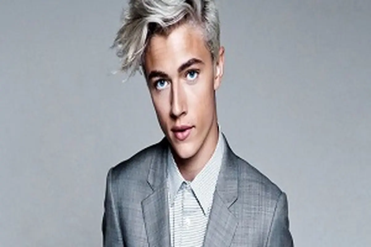 ماجرای ممنوعیت رنگ مو در پایتخت ترکمنستان برای مردان