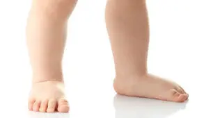 بهترین حرکات اصلاحی برای رفع صافی کف پا