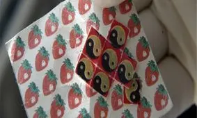 کشف تمبر‌های روان گردان و دستگیری دو متهم