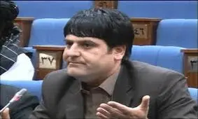 افراد مسلح ناشناس یک عضو مجلس سنا را زخمی و همسرش را به قتل رساندند