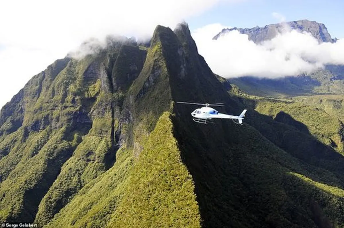 جزیره‌ای که شبیه هیچ جای زمین نیست! + تصاویر