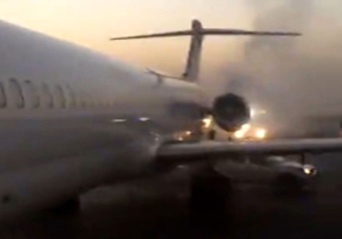 آتش سوزی یک هواپیما در روسیه+ویدئو