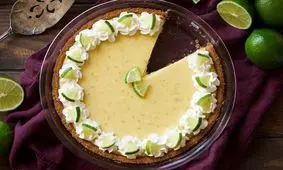 پای لیمو خوش عطر و بسیار ساده برای مهمانی‌های بهاری + طرز تهیه