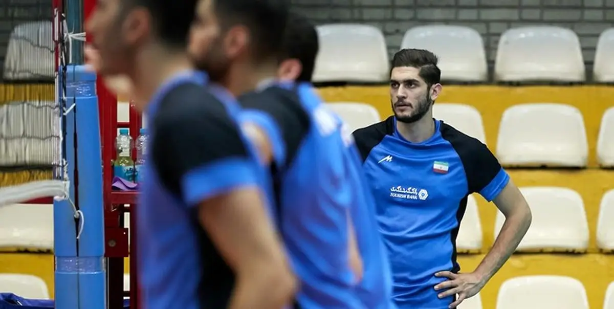 رمضانی: پوشیدن پیراهن تیم ملی برای هر بازیکنی افتخار است/ باید از فرصت استفاده کنیم