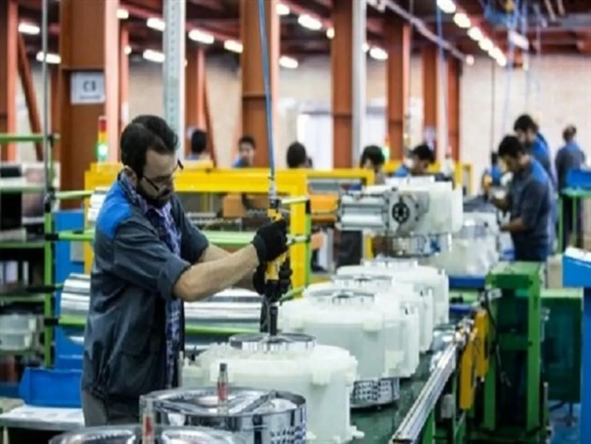 برخی مصوبات مجلس مانع تولید می‌شود