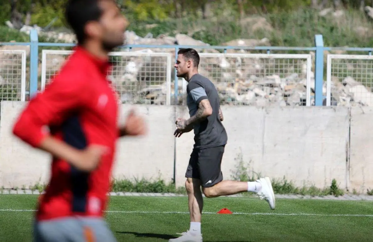 بازگشت استوکس به تمرینات تراکتورسازی