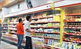 قیمت میوه، حبوبات، مواد پروتئینی و اقلام بهداشتی در رشت؛ دوشنبه ۱۶ اردیبهشت‌ماه + جدول