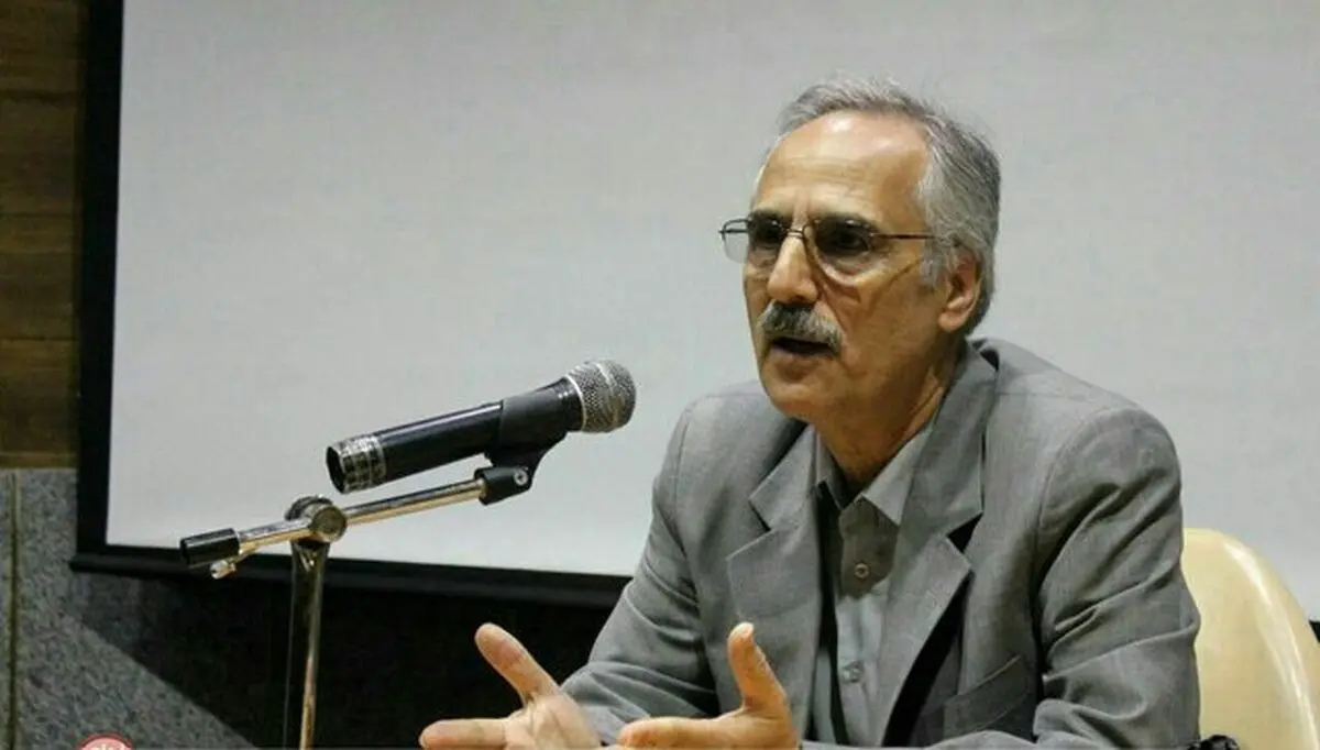 کدام احمقی دو بر صفر جلو باشد حمله می‌کند؟