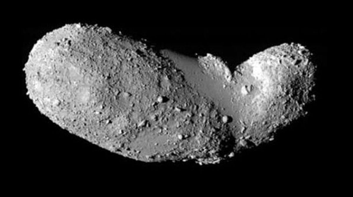 در کشفی فوق‌العاده آب در سطح سیارکی مرموز شناسایی شد