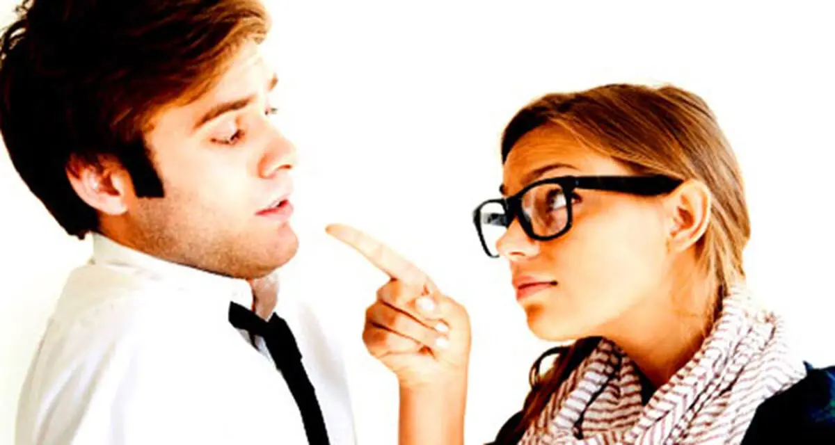 تفاوت بین رک بودن و بیشعوری یا گستاخی چیست؟