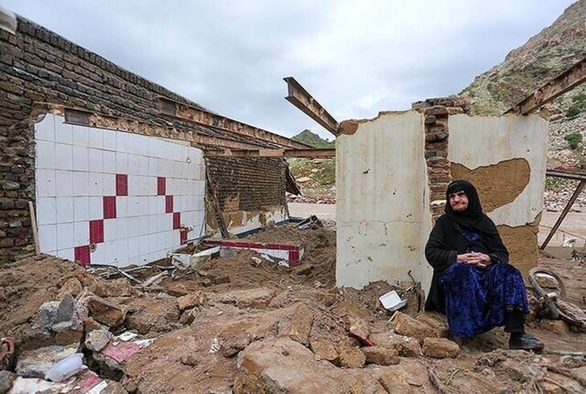خانه‌های سیل‌زده تا آخر خرداد بازسازی می‌شود