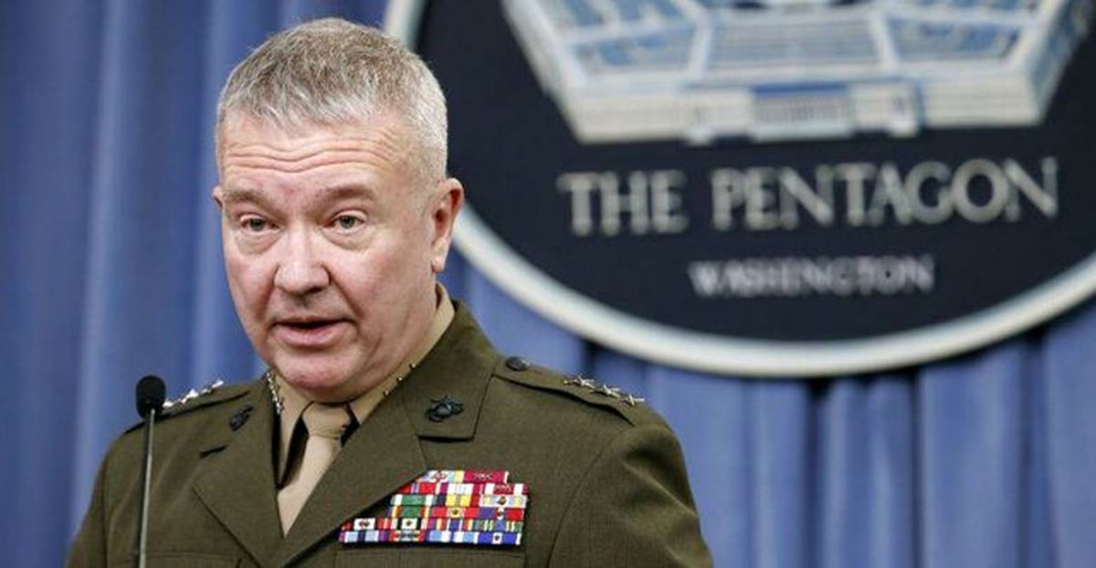 ادعای فرمانده سنتکام درخصوص وقوع جنگ با ایران/هر گونه حمله علیه منافع آمریکا با پاسخ بی‌رحمانه مواجه خواهد شد