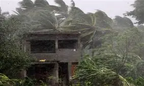 روستای تولون گرمی به دلیل طوفان و تگرگ خسارات زیادی را متحمل شد