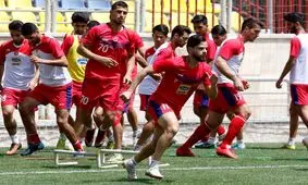 پرسپولیس با ۲۱ بازیکن به اردو می‌رود