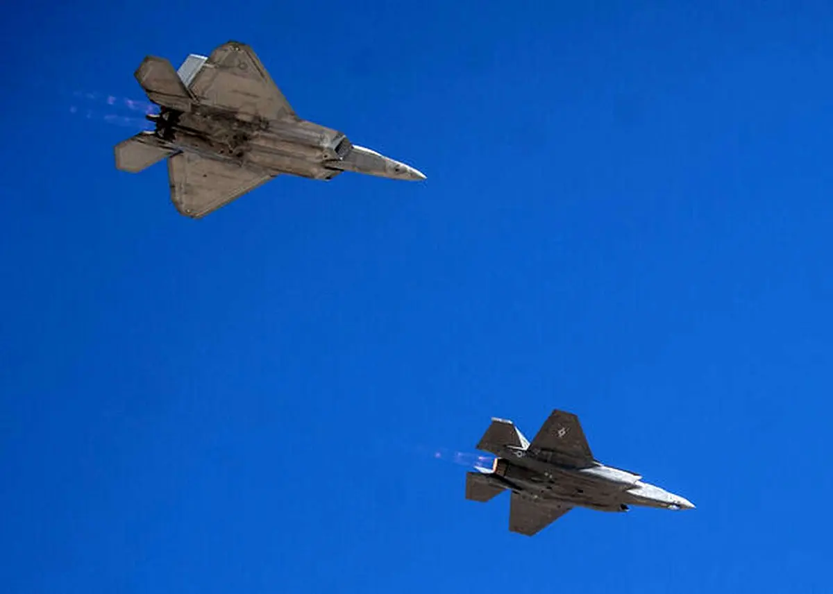 همکاری میان انسان و ماشین در جنگ‌های هوایی