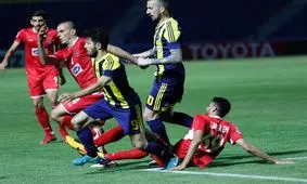 سیدجلال حسینی: "پرسپولیس قهرمان شده"، این حرف از دشمنی است