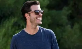 چرا باید از عینک آفتابی استفاده کنیم، حتی در روزهای ابری!