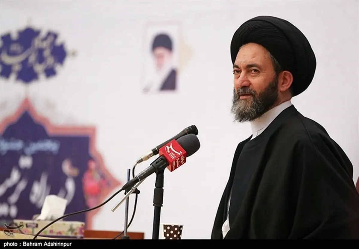 حال عمومی امام جمعه اردبیل مساعد است