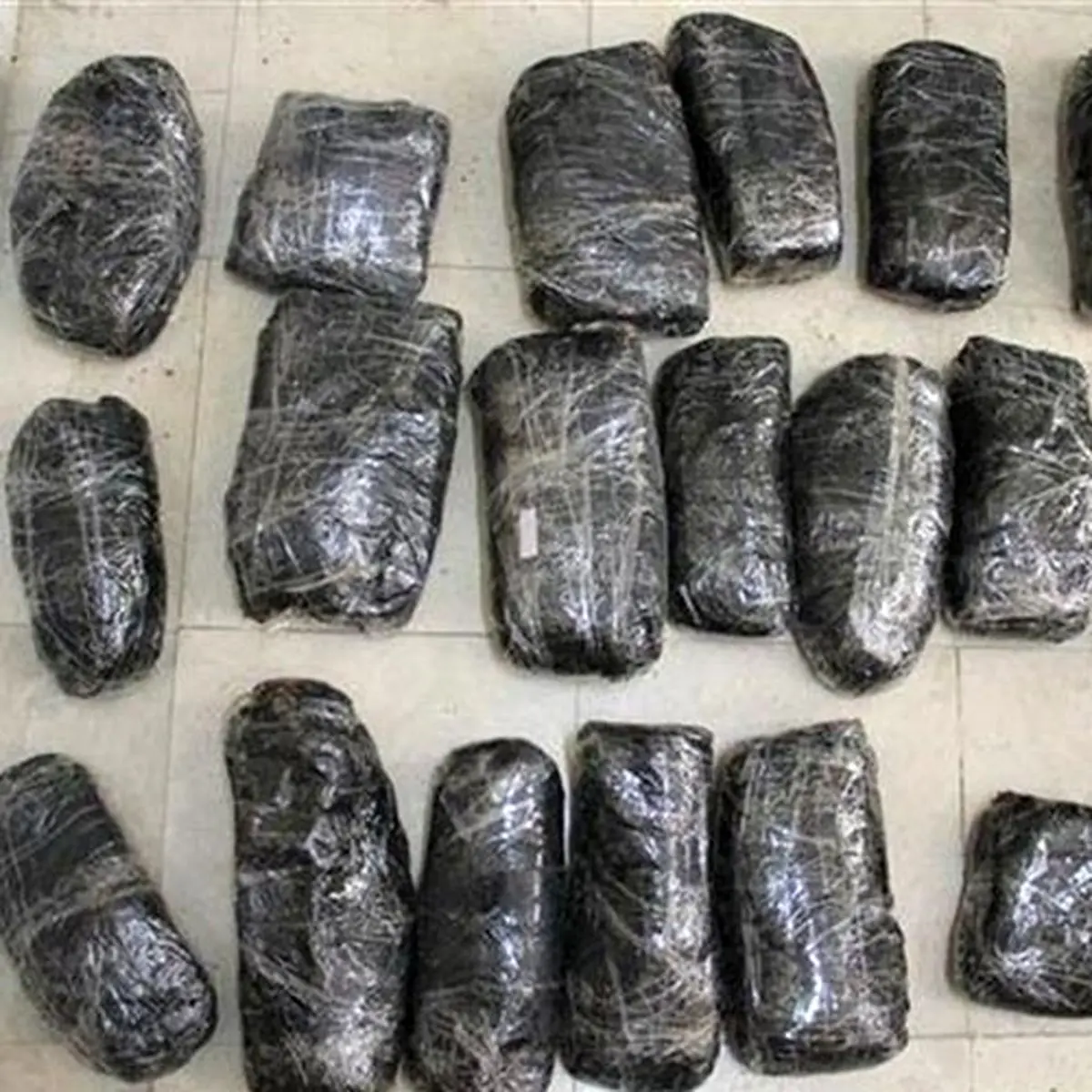 کشف ۳۰ کیلو گرم تریاک در دنا