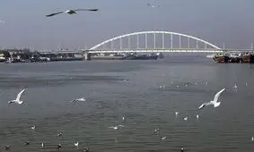 واگویه‌هایی از کارونی که این روزها پر آب شده/ خدا می‌داند چند نفرشان زیر آب رفتند !
