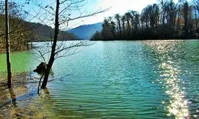 سد میجران در رامسر که بسیار زیبا و دیدنی است