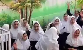 واکنشی جدید به کلیپ جنجالی پخش‌شده از آهنگ ساسی مانکن در مدارس