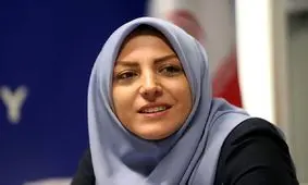 وقتی المیرا شریفی مقدم روسری اش را با کیف و رومیزی ست می کند!