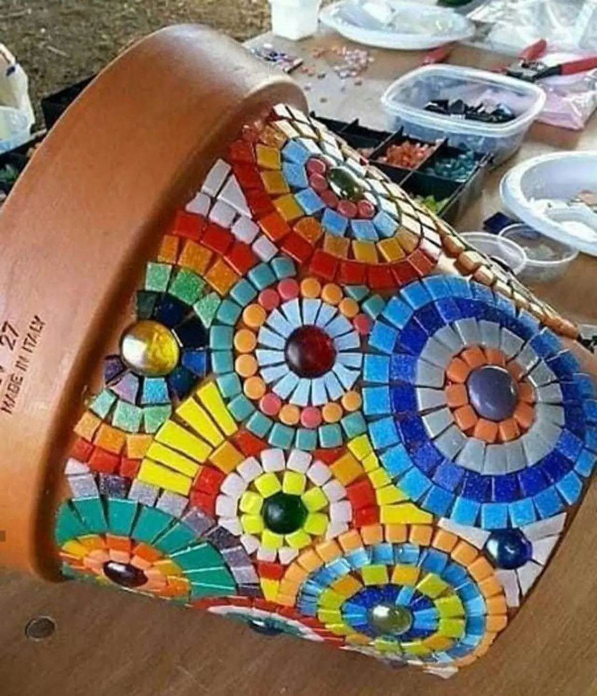 ایده هایی برای تزیین گلدان