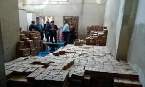 کشف ۶ تن برنج ایرانی و ۲۱ تن خرمای احتکار شده در زنجان