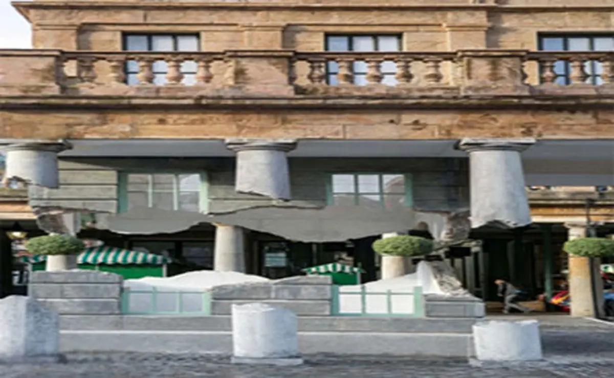 تصاویر خانه‌ای که در هوا معلق است!!