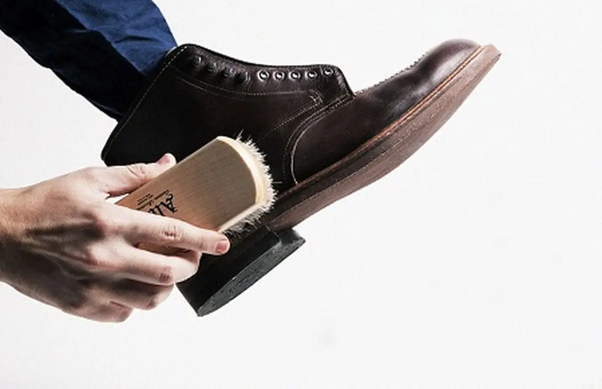 نظافت کفش چقدر هزینه دارد؟