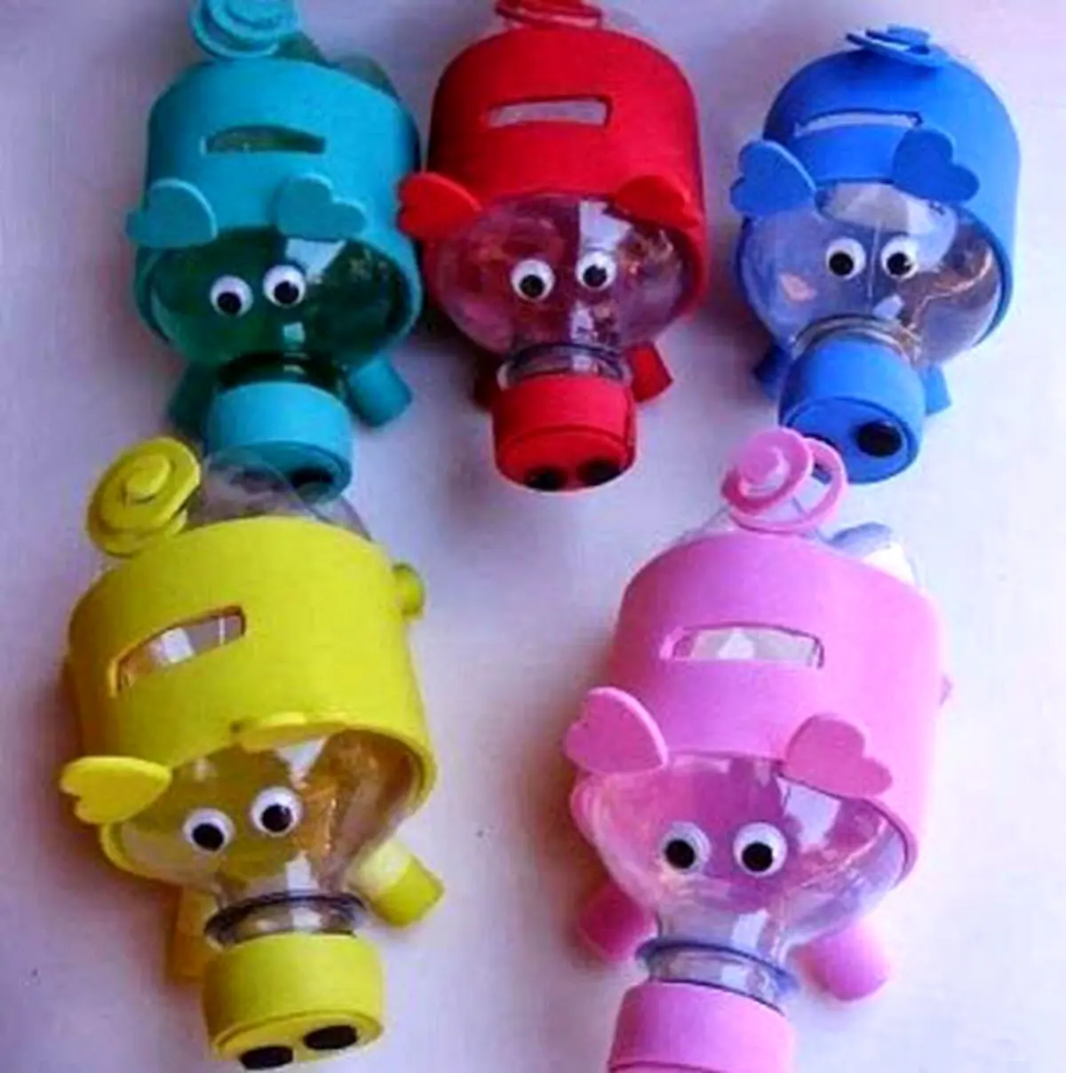 ساخت قلک با وسایل دور ریختنی و ساده برای کودکان