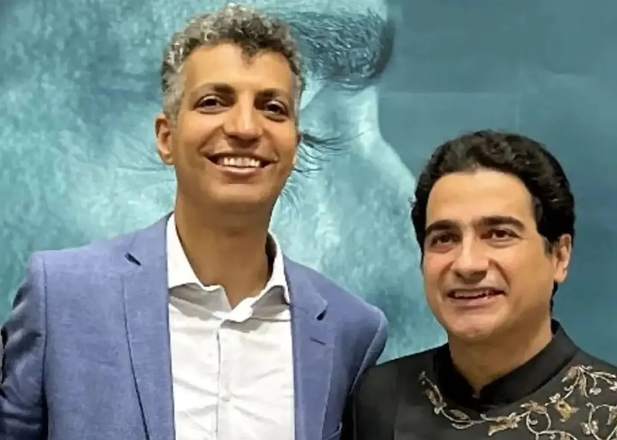 حضور عادل فردوسی پور در رونمایی از آخرین آلبوم استاد محمدرضا شجریان/ ویدئو

