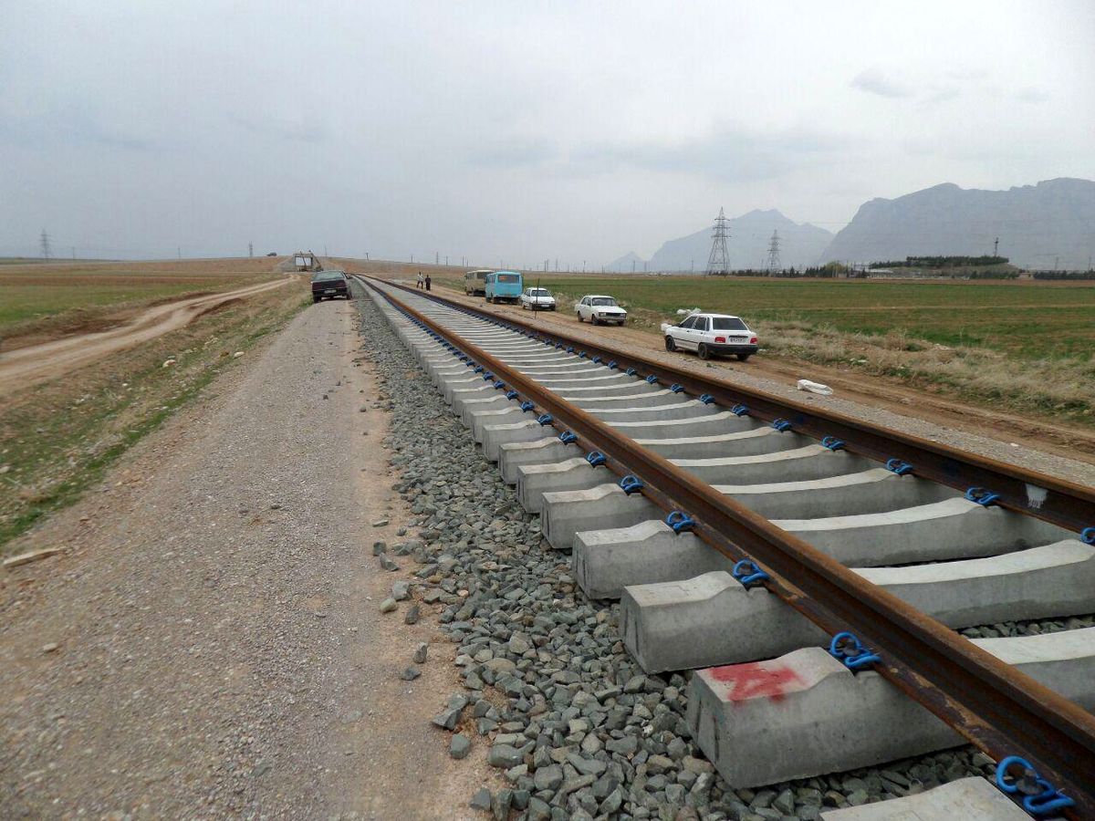 اعتراض استاندار کرمانشاه به مصوبه‌ای که راه‌آهن خسروی را تعطیل کرده است