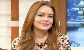پوشش بازیگر زن و برخورد بد مسئولان فرودگاه
