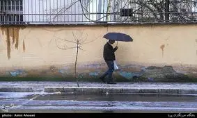 بارش "باران و تگرگ" همراه با رعدوبرق در تهران و بسیاری از استان‌های کشور