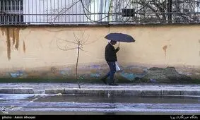 بارش "باران و تگرگ" همراه با رعدوبرق در تهران و بسیاری از استان‌های کشور