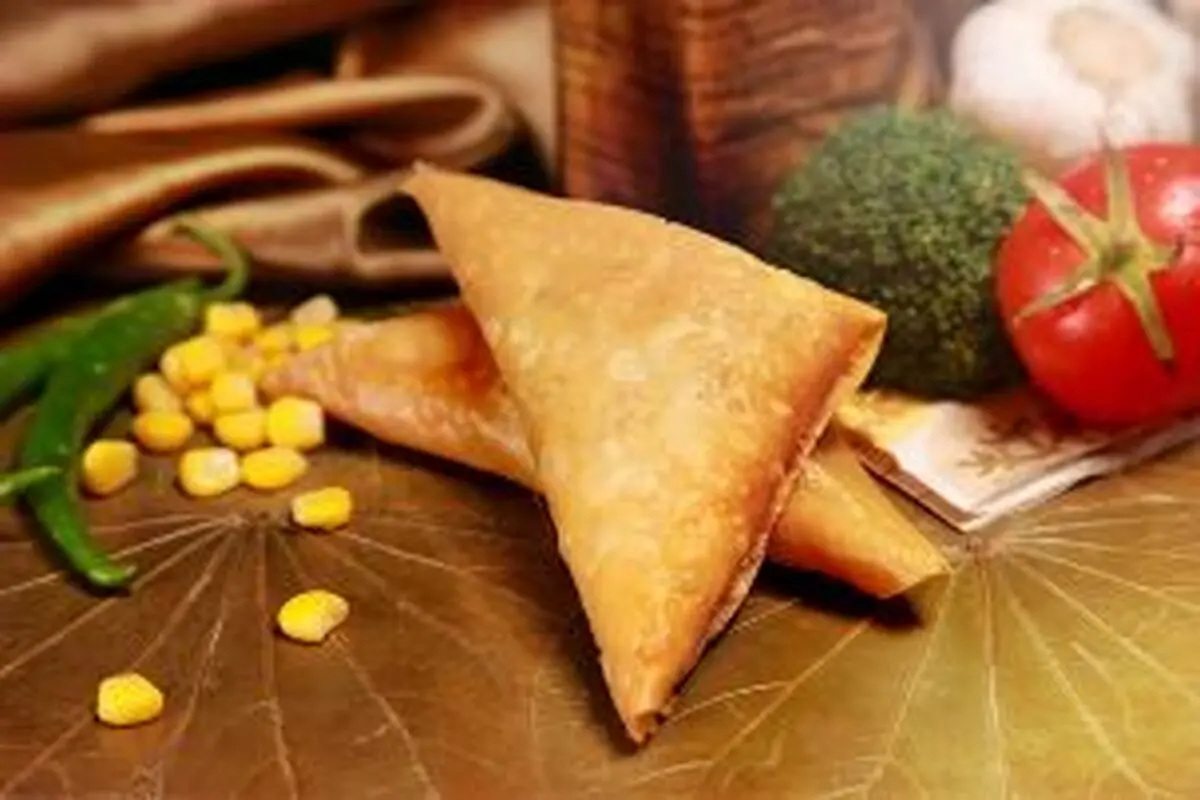 برای شام امشب تان سمبوسه سبزیجات درست کنید