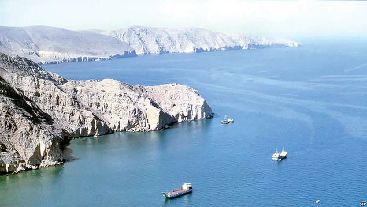 قیمت نفت ۵/ ۲ درصد صعود کرد/ سه سکانس از انفجار فجیره