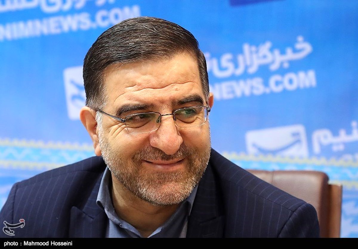 عضو هیئت رئیسه مجلس: آقای روحانی بیشترین اختیارات را دارید؛ پاسخگو باشید