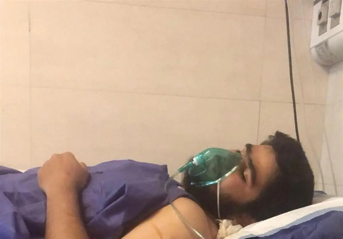 فیلم/ ضربات چاقو، پاسخ خونینِ اعتراض به سگ‌